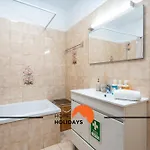 #252 Great Location Албуфейра