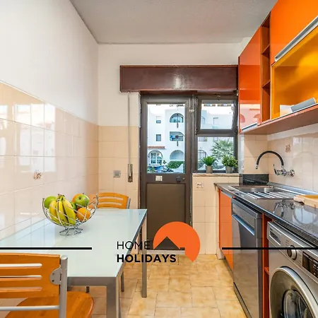 #252 Great Location Daire Albufeira