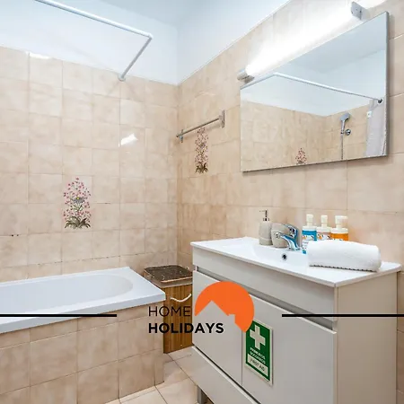 #252 Great Location Albufeira